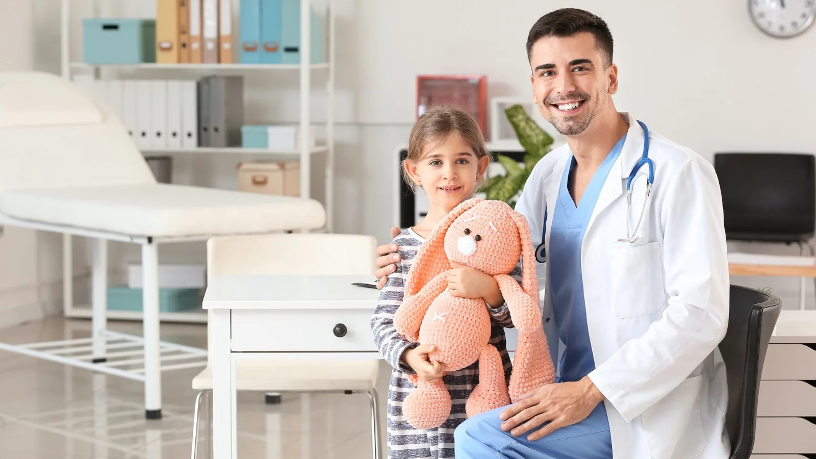 Pediatra vs médico general en Huixquilucan: Diferencias y cómo elegir la mejor atención infantil
